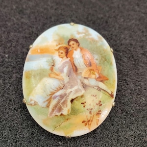 Vintage 1930s Brooch Pin Victorian Couple - Vintage Portrait Porcelain Man and Woman - Vintage Needlepoint Pin, Brooch