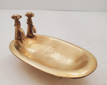 Vintage 1950s / BRASS SOAP DISH / Solid Brass Soap Holder Soap Dispenser Vintage Bathroom Decor Vintage Housewarming Gifts Vintage Brass