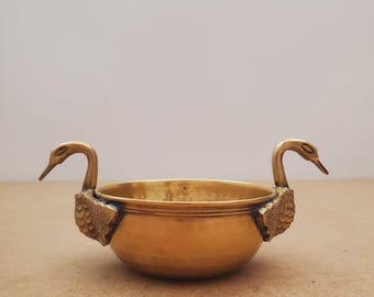 Vintage 1950s / BRASS SOAP DISH / Solid Brass Soap Holder Soap Dispenser Vintage Bathroom Decor Vintage Housewarming Gifts Vintage Brass