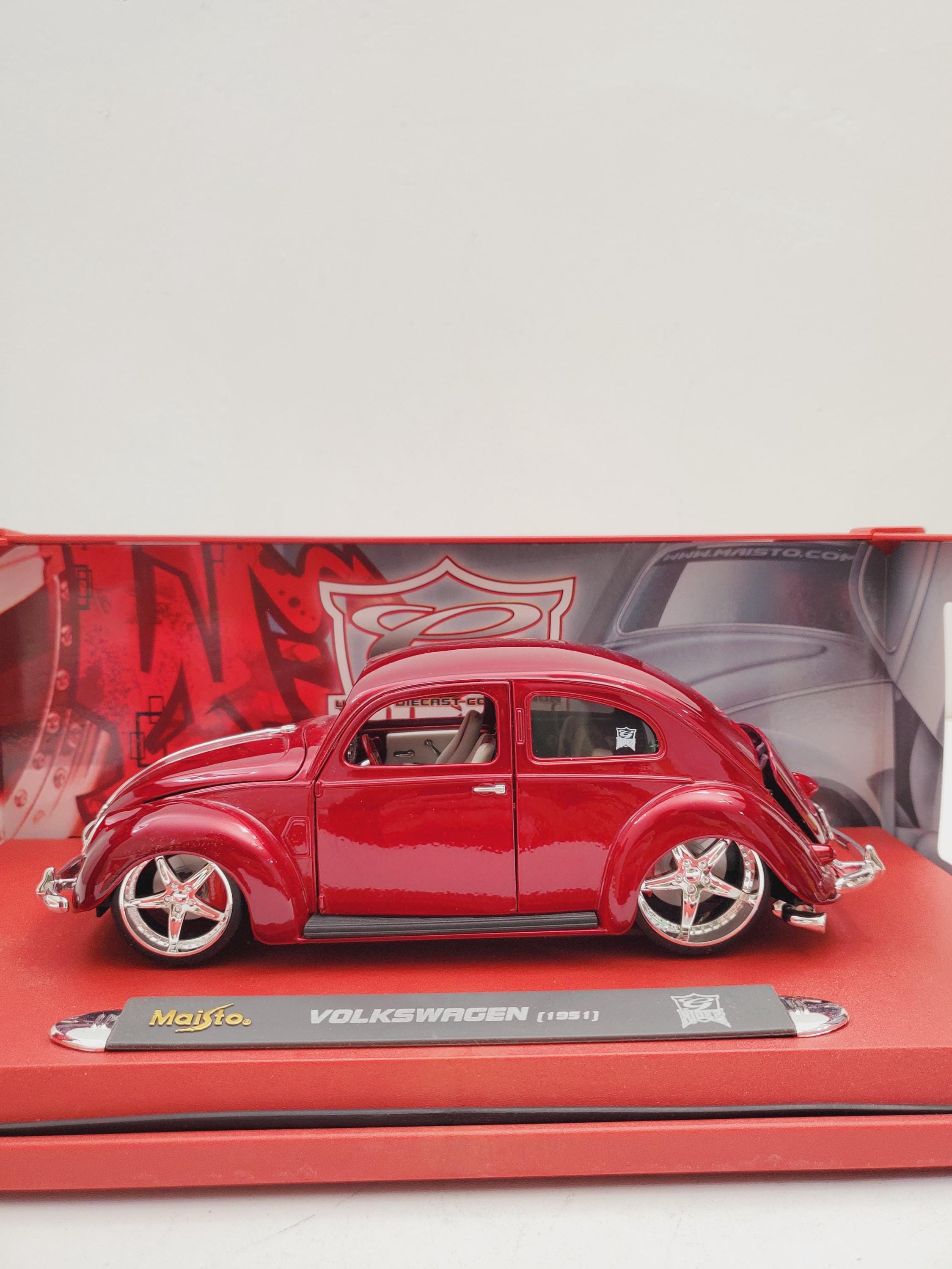Maisto G-Rides rot gebrochener VW Käfer 1:18 Maßstab VW Käfer 1951 Lowrider, neu in der Box, fabrikversiegelt, ausgezeichneter Zustand,