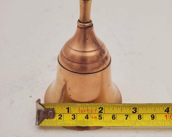 ヴィンテージ真鍮ハンドベル - 魅力的な音色の手持ち式ソリッド真鍮