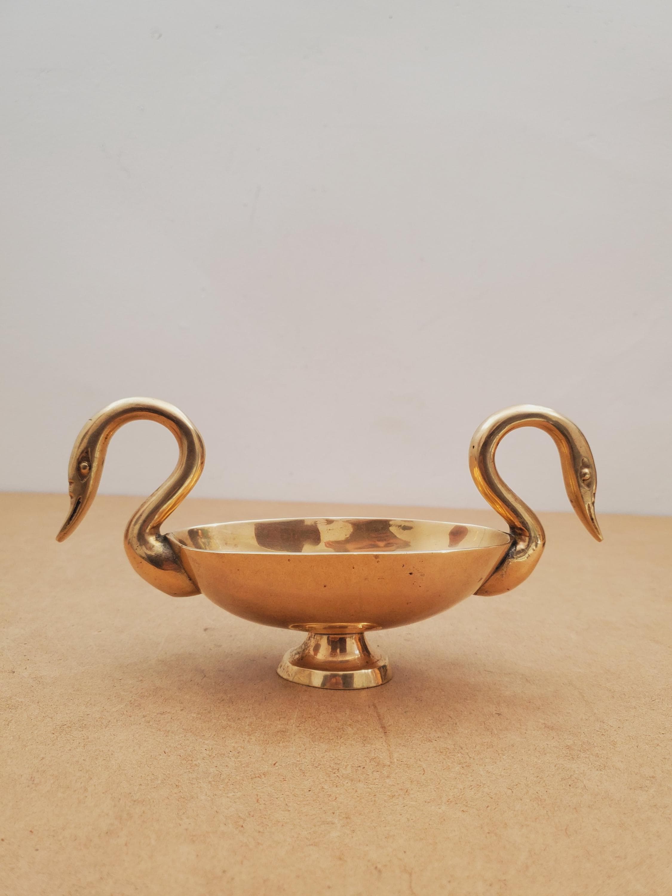 Vintage 1950s / BRASS SOAP DISH / Solid Brass Soap Holder 