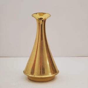 small Vintage Brass Vase - Boho / Eclectic Decor - Decorative Centerpiece Vase - Elegant smooth Shiny Brass Vase