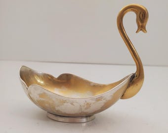 Vintage 1950s / BRASS SOAP DISH / Solid Brass Soap Holder Soap Dispenser Vintage Bathroom Decor Vintage Housewarming Gifts Vintage Brass