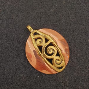 Copper Pendant, Medallion Pendant, Pure copper Pendant, Hand Hammered Necklace, Spiral Necklace unisex, men’s jewelry, women’s necklace