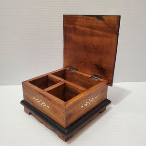 Wooden Keepsake Box, Wooden Chest, Wooden Box, Small Treasure Chest, Wooden Jewelry Box, Treasure Box, Memory Box, Jewelry Organizer