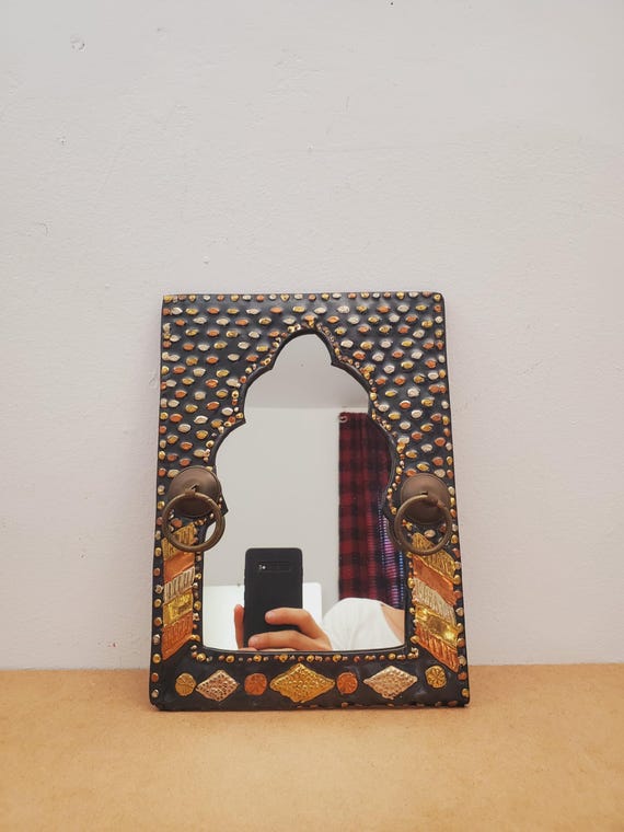 モロッコ　装飾的アーチ型壁掛けミラー モロッコ 装飾的アーチ型壁掛けミラー モロッコ 装飾的アーチ型壁掛け
