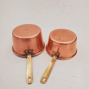 Copper Measuring Cup Set Copper Made in Korea Measuring Cups - Vintage Copper and Brass Measuring Cups Set of 2. Vintage Kitchen Decor.