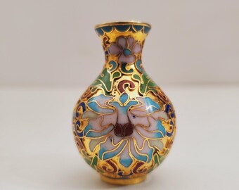 Vintage Miniature Cloisonne Enamel Bud Vase / Small Cloisonne Vase / Asian Cloisonne 2" Vase / Collectible Decor