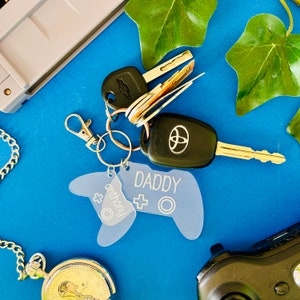Customized Daddy and Child Game Console Controller Keychain - Player One Dad - Clear Acrylic