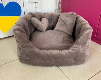 Dog bed, luxury dog bed, Dog sofa, Pet bed,large dog bed, Cat bed,small dog bed, Couch Velvet bed , Elevated dog bed