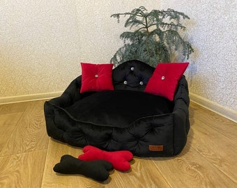 Cat bed  black princess bed sparkles Dog bed Medium or small dog bed in pink cat owner gift