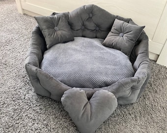 Dog bed, luxury dog bed, Dog sofa, Pet bed,large dog bed, Cat bed,small dog bed, Couch Velvet bed , Elevated dog bed