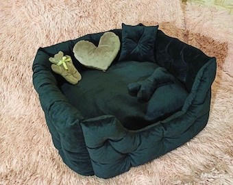 Dog bed, luxury dog bed, Dog sofa, Pet bed,large dog bed, Cat bed,small dog bed, Couch Velvet bed , Elevated dog bed
