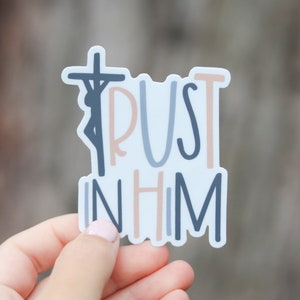 THERESE Trust in Him Vinyl Sticker | Catholic Quote Sticker or Decal | Catholic Artwork | Confirmation Gift | Catholic Sticker for Kids