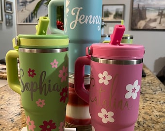Personalized Stainless steel Insulated Tumbler, 20 Fl oz, Screw top lid, Flip up straw, Insulated double wall, High quality Stainless Steel,
