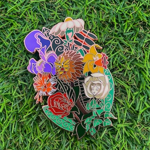 Jumbo pin - Flowers of Wonderland hard enamel pin