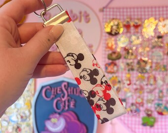 Black, white and red mouse wristlet keychain
