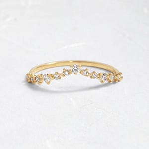 Dainty Diamond Ring in 14k Solid Gold / 14k Petite Natural Diamond Wedding Ring / Stacking Diamond Ring / Minimalist  Ring Gift For Her.