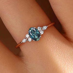 Vintage Oval Natural Peacock Sapphire Engagement Ring - Rose Gold Teal Sapphire Wedding Ring - Diamond Cluster Promise Ring