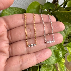 Collier grappe trio de diamants en or 14 carats, collier flottant trois diamants, collier diamants 14 carats, collier de mariée, cadeau d&#39;anniversaire