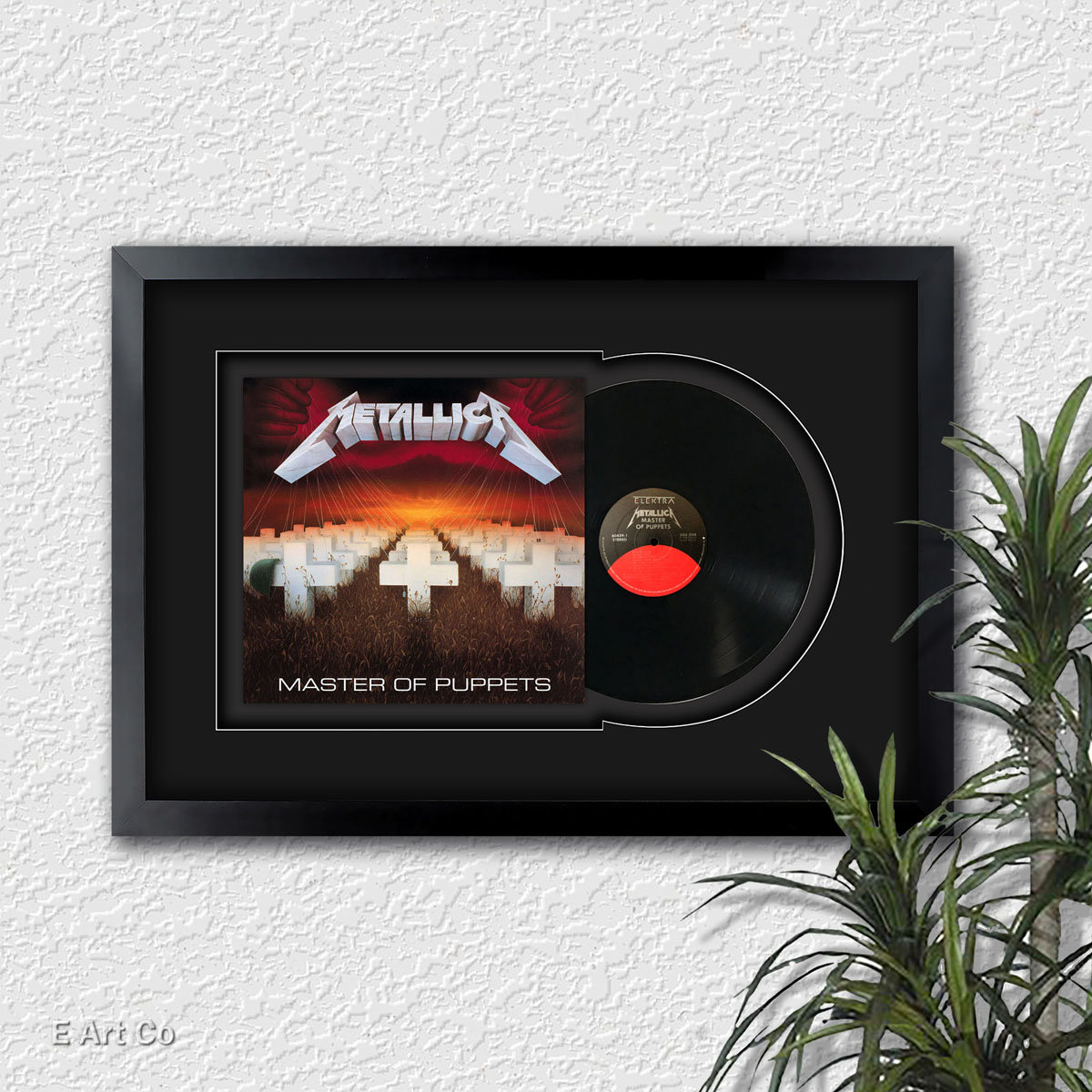 LLICA / master of puppets　 ピクチャースリーヴ Master of Puppets by Metallica , Vinyl LP Record Framed and Ready