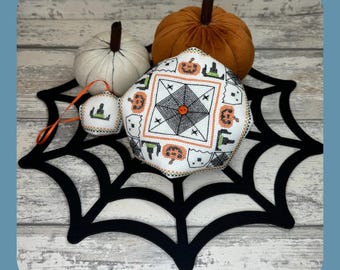 Patrón PDF - Llavero Biscornu/Tijeras - Halloween