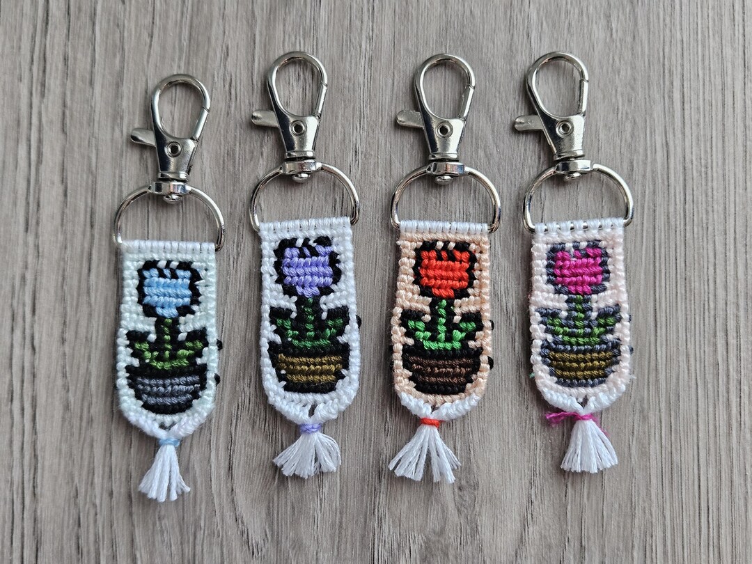 Alpha Key Ring Pattern Flower Alpha Pattern Keychain | Handmade Knotted Friendship Bracelet ...
