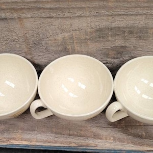 Franciscan Mid Century Pottery&gt;Set of 3&gt;Autumn Fall Atomic Leaf Pattern Cups