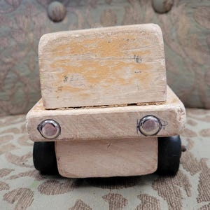 Old Wood Toy Truck&gt;Vintage Holbrook MCM Hand-Crafted Wooden Flatbed Truck&gt; Quality Folk Art Piece