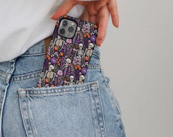 Funda de teléfono con esqueleto, esqueletos vintage de Halloween, diseño floral, flor, calavera de arcilla con apariencia 3D, iPhone Pixel, Samsung S24 Plus, magsafe, regalo para ella