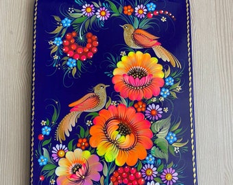 Handbemaltes Petrykivka Schneidebrett: Ukrainische Volkskunst, Blaues Blumendekor