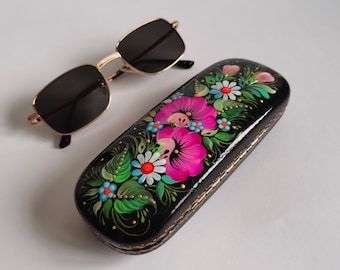 Hand-painted Floral Eyeglass Case, Protective Sunglasses  display picture 3
