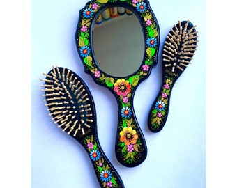 Miroir avec manche en bois Miroir cosmétique sans tain fait main avec poignée pour fille Miroir à main de maquillage, peinture Petrykivka Souvenir Ukraine