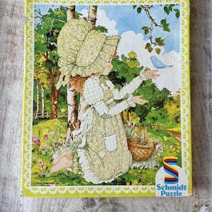 Miss Petticoat, Wooden puzzle, Karnan vintage puzzle, 1970s, Holly Hobbie inspired, nostalgic image of little girl in a cottage garden, rare