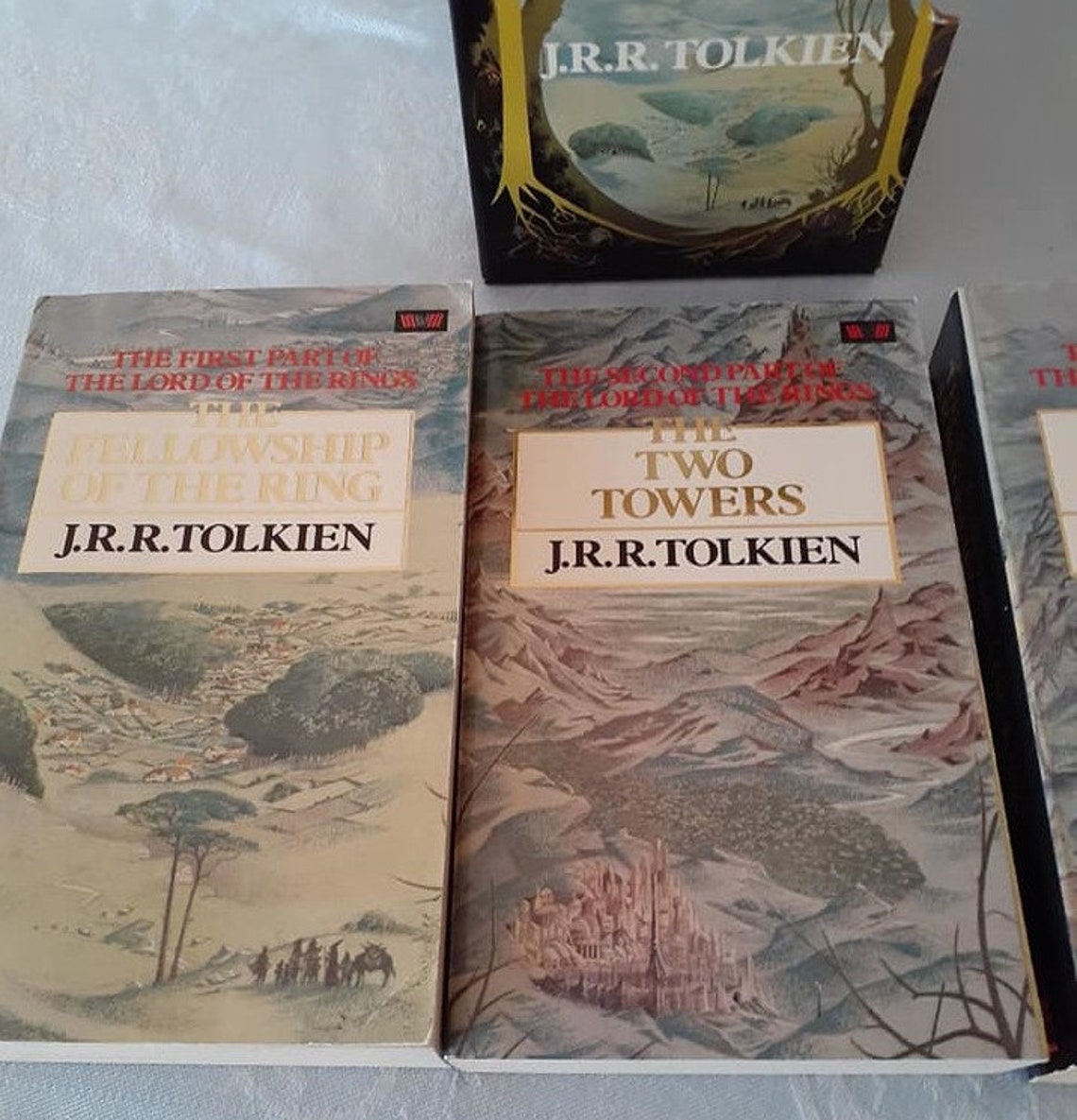 Vintage Lord of the Rings box set 1981 J.R.R Tolkien Etsy