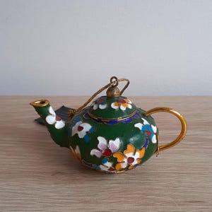 Cloisonne Ornament Collection Miniature Teapot, Green Enamel Ornamental Figurine