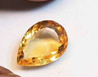 Natural faceted Pear Citrine Gemstone: Yellow Crystal for Jewelry making
