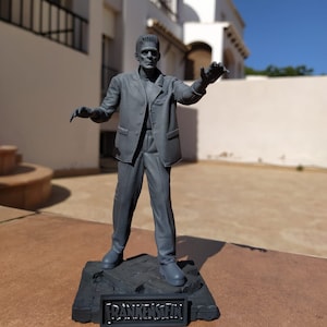 Frankenstein Figure - 3D Printing - Resin - Classic Monsters - 3D Design and Modeling - Figure Painting - Replicas - Classic Monsters