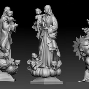 以下が含まれることがあります： 聖母マリアが赤ん坊のイエスを抱いている3Dプリントモデル。モデルは立っており、天使たちに囲まれています。モデルは白いプラスチック製で、滑らかな仕上がりです。