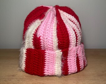 Gorro de patchwork tejido a crochet, uno de uno