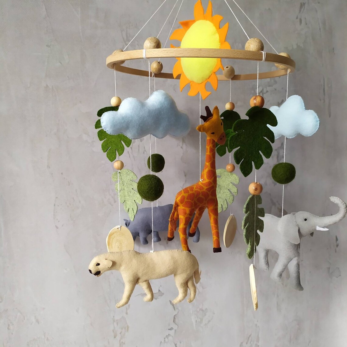 Safari mobile mit afrikanischen Tieren Giraffe Löwe Etsy