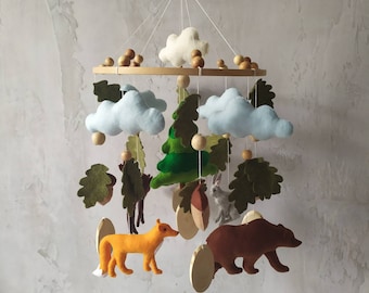 woodland baby mobile,forest animals mobile,baby crib mobile,nursery baby mobile,hanging mobile,forest nursery decor,baby mobile boy