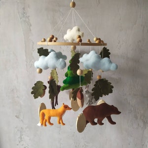 Móvil de bebé del bosque con oso animal del bosque, conejo, alce y zorro/decoración colgante del vivero del bosque/móvil de bebé personalizado para la habitación del bebé/regalo de la nueva mamá imagen 3