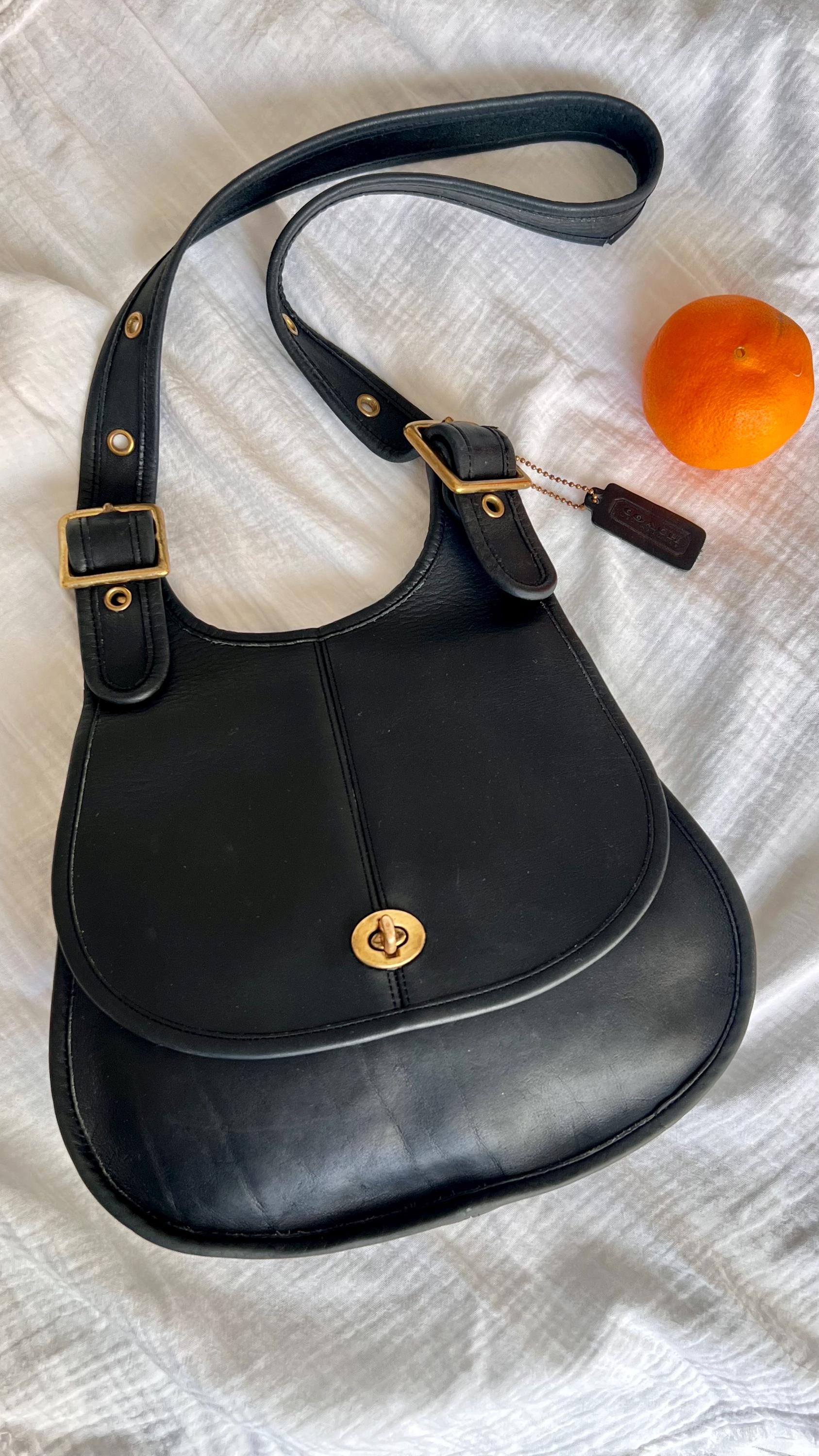 バッグ Vintage Coach Saddle Crescent Bag Purse Vintage COACH Crescent Saddle Bag Black Leather Designer 70s