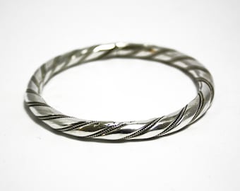 Armreif Bangles 900 Silber rund geschlossen verdreht ethno retro vintage Indien Pakistan