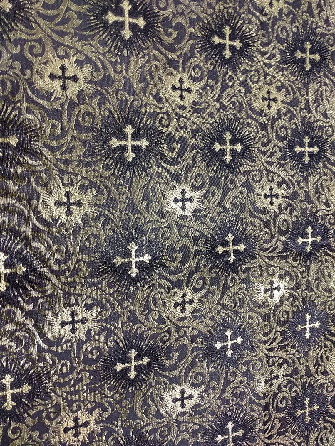 White and Gold Metallic Brocade Liturgical Fabric Small Cross | Etsy