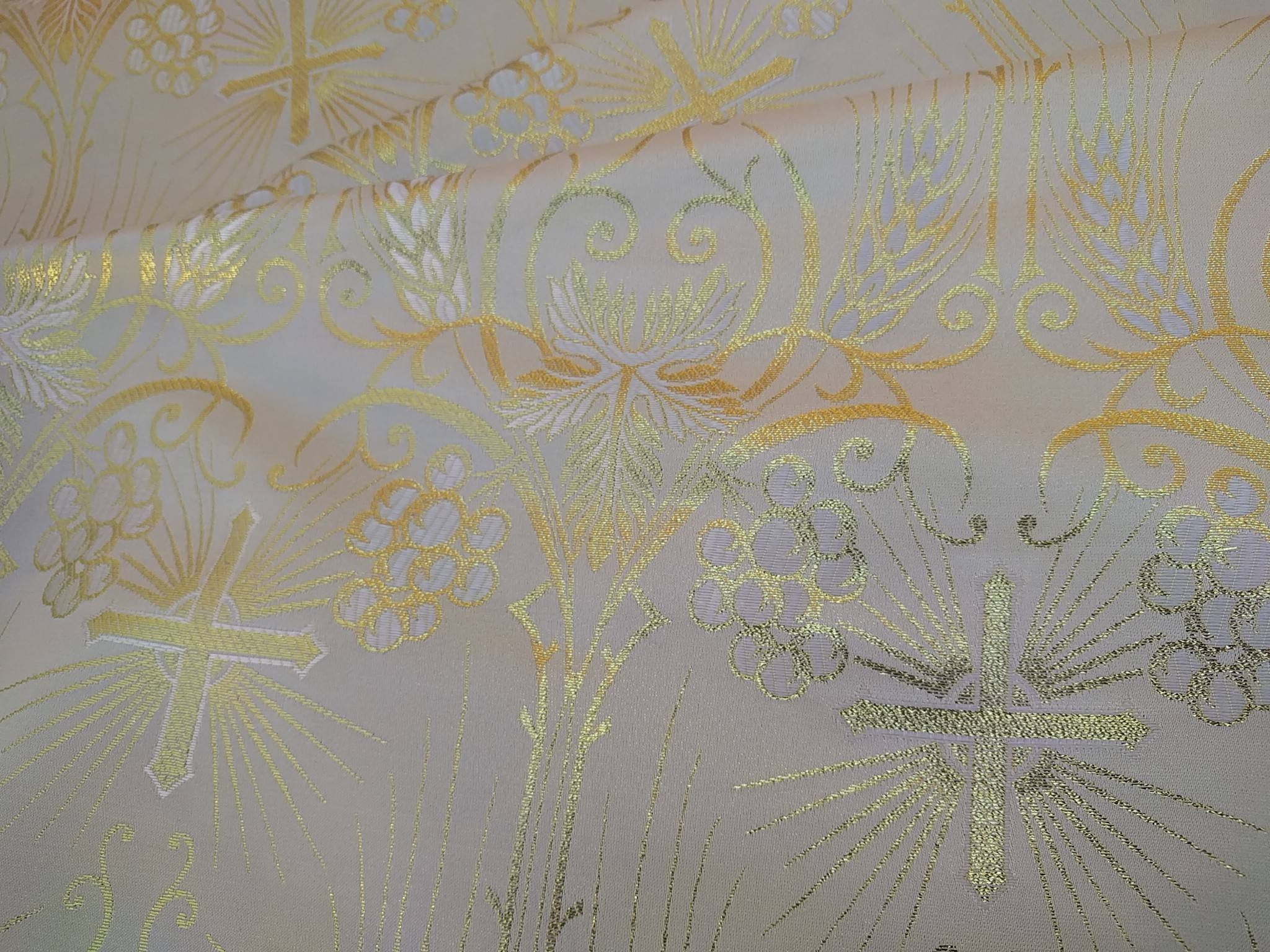 Gold and White Metallic Brocade Fabric by the Yard 57 - Etsy