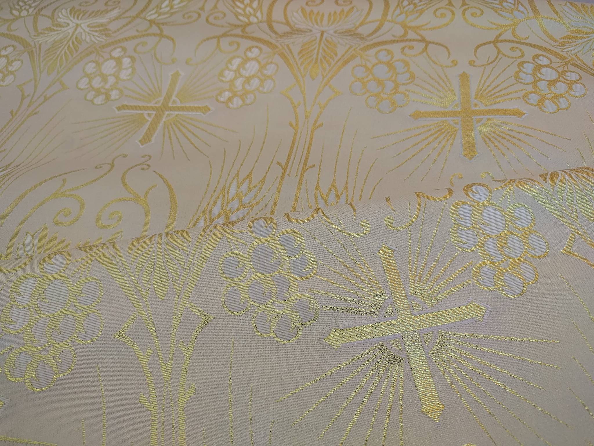 Gold and White Metallic Brocade Fabric by the Yard 57 - Etsy