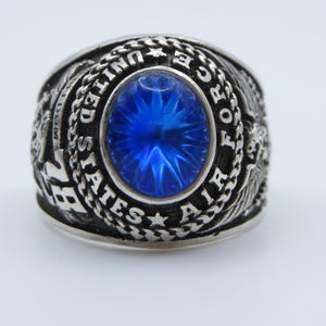 L367 , RING ,   Solid silver 925 , 1978 ,  sold as is. UNITED states air force ring , usaf ring , US size: 12